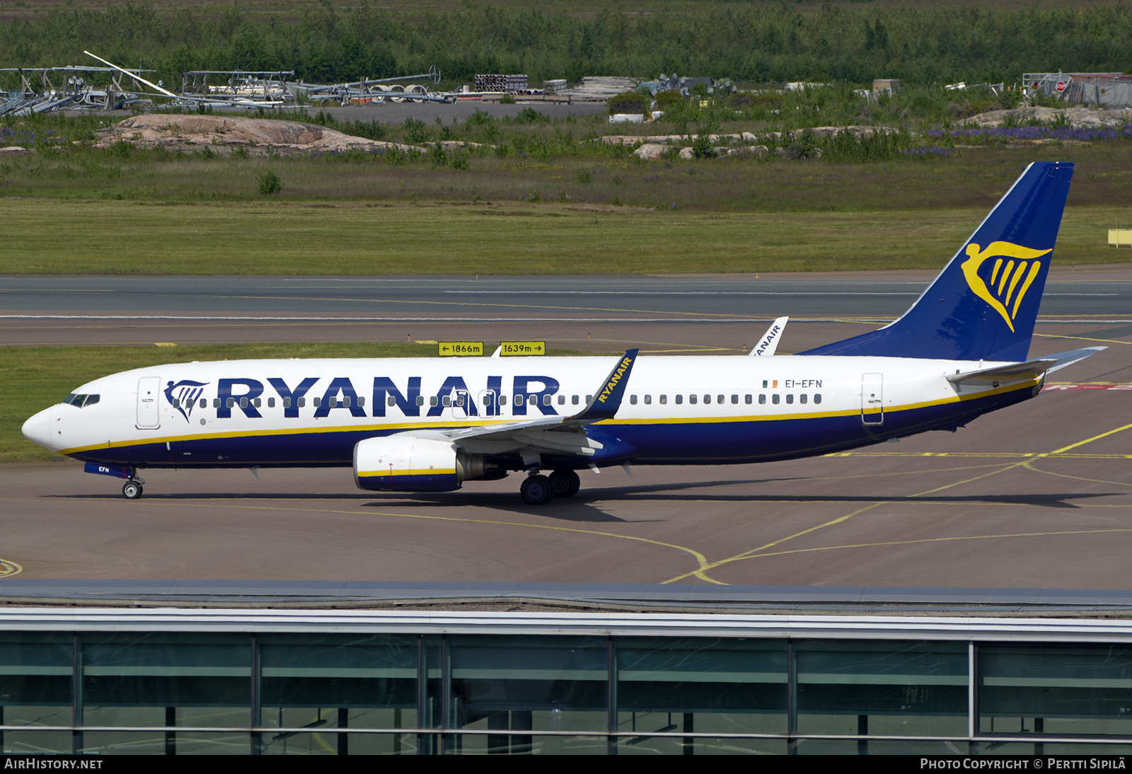 Aircraft Photo of EI-EFN | Boeing 737-8AS | Ryanair | AirHistory.net #817034
