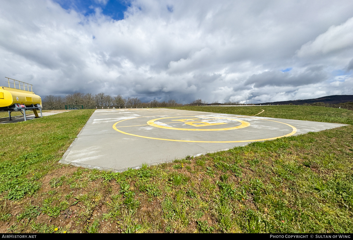Airport photo of San Xoán de Río helicopter base in Spain | AirHistory.net #817037