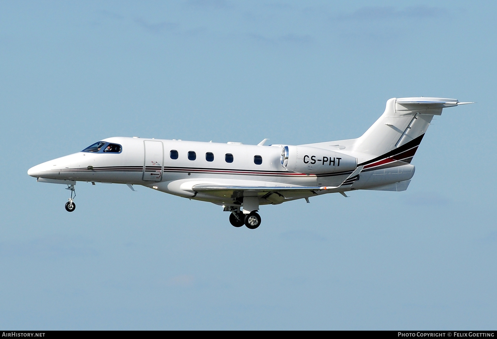 Aircraft Photo of CS-PHT | Embraer EMB-505 Phenom 300 | AirHistory.net #817038