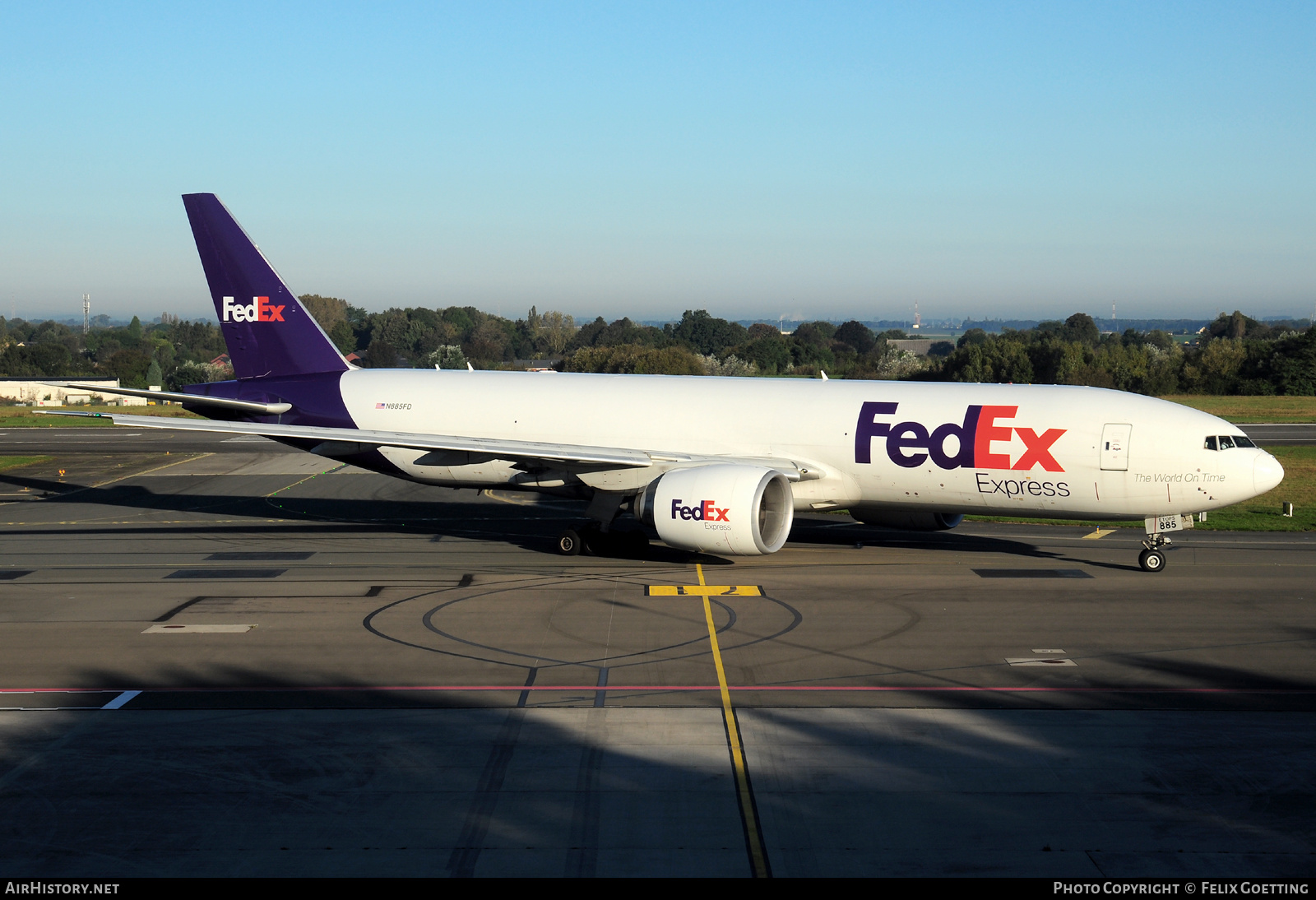 Aircraft Photo of N885FD | Boeing 777-FS2 | FedEx Express - Federal Express | AirHistory.net #817040