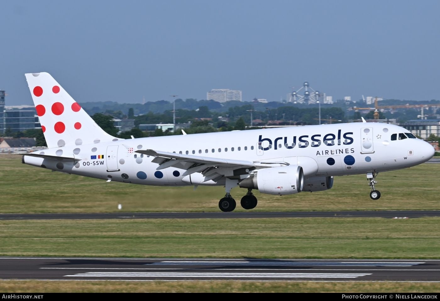 Aircraft Photo of OO-SSW | Airbus A319-111 | Brussels Airlines | AirHistory.net #817068