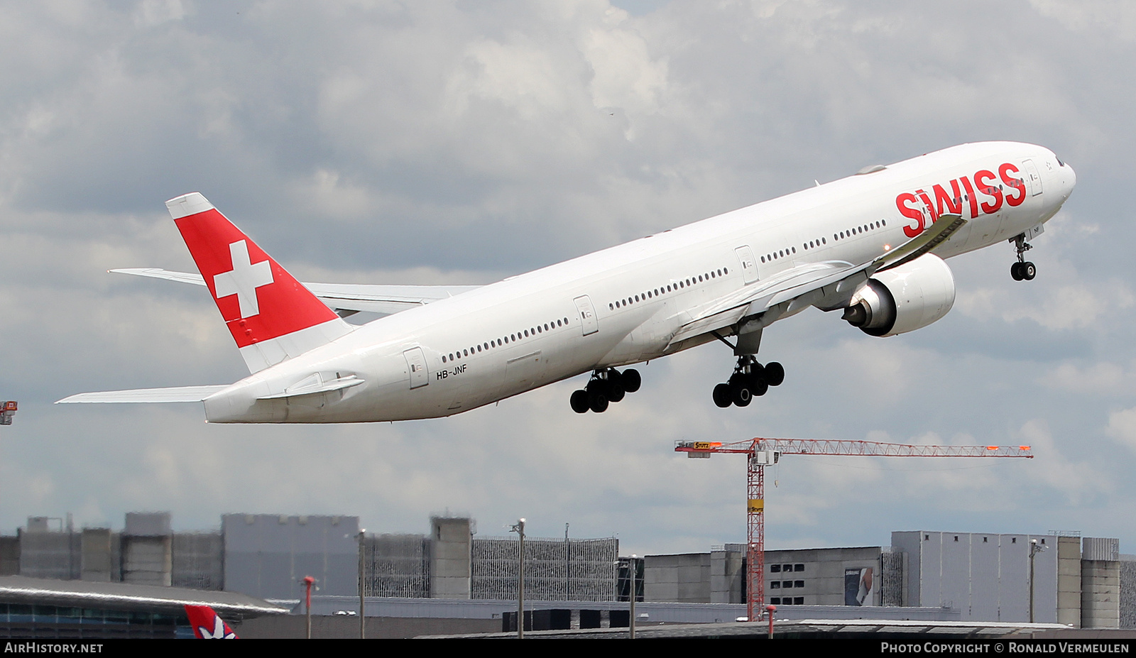 Aircraft Photo of HB-JNF | Boeing 777-3DE/ER | Swiss International Air Lines | AirHistory.net #817159