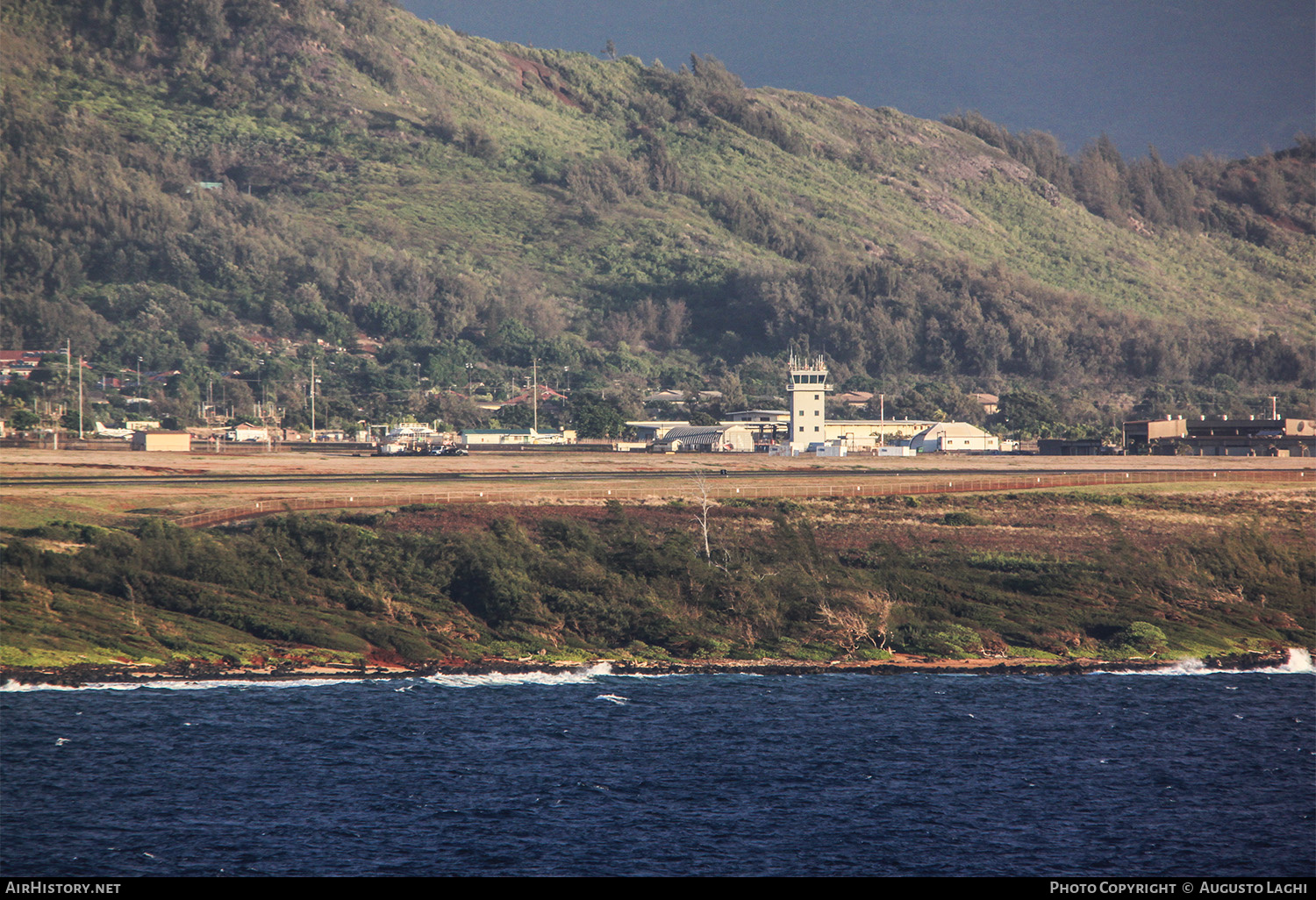 Airport photo of Lihue (PHLI / LIH) in Hawaii, United States | AirHistory.net #817183
