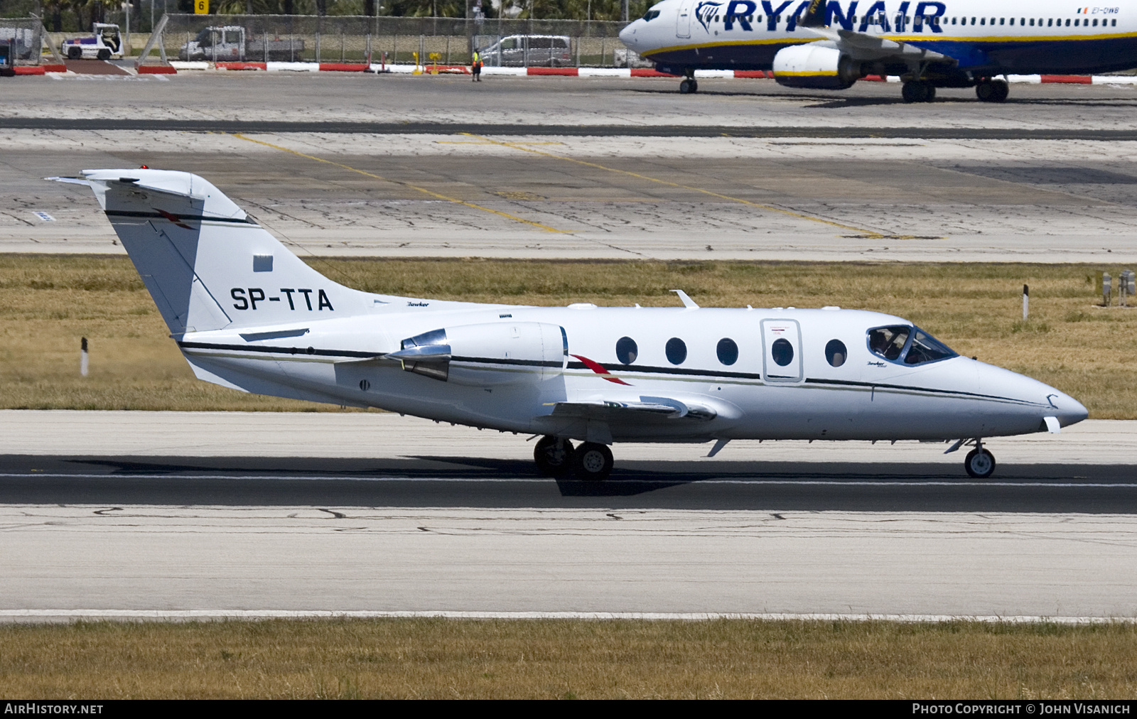 Aircraft Photo of SP-TTA | Raytheon Hawker 400XP | AirHistory.net #817184