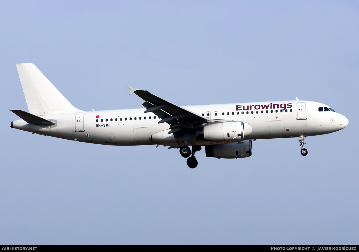 Aircraft Photo of 9H-SWJ | Airbus A320-232 | Eurowings | AirHistory.net #817312