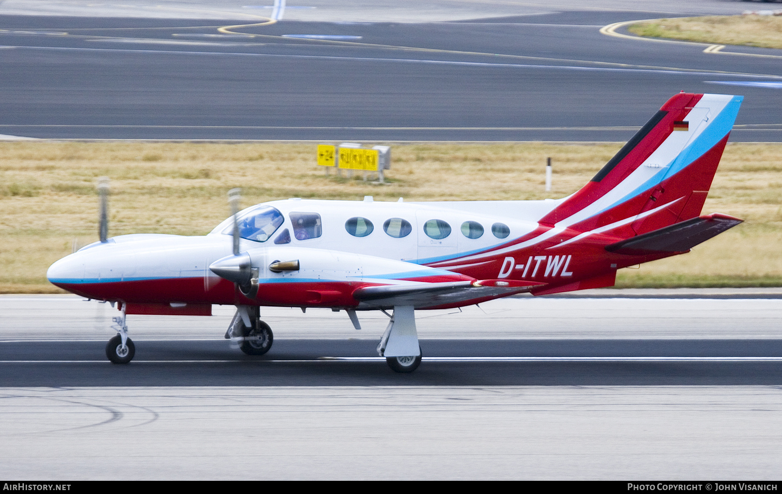 Aircraft Photo of D-ITWL | Cessna 425 Corsair | AirHistory.net #817412