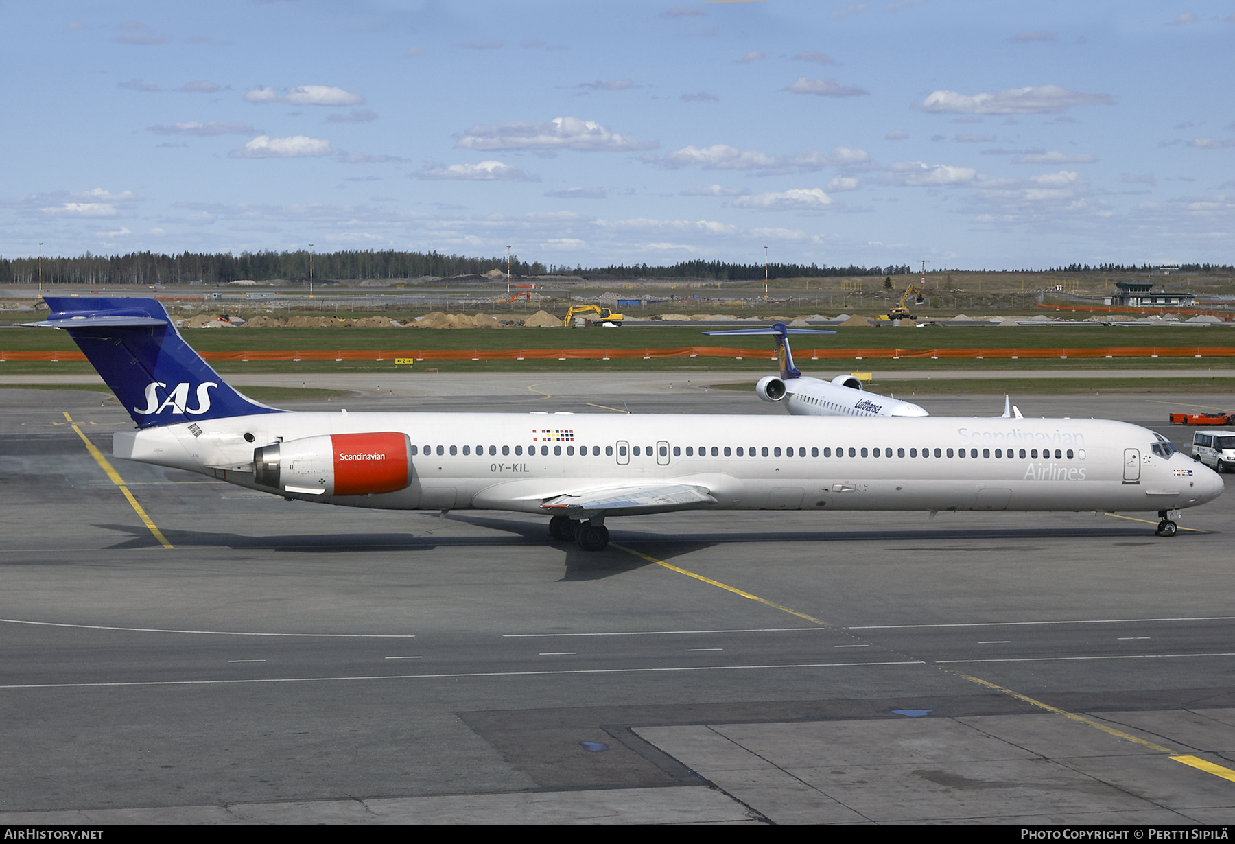 Aircraft Photo of OY-KIL | McDonnell Douglas MD-90-30 | Scandinavian Airlines - SAS | AirHistory.net #817480