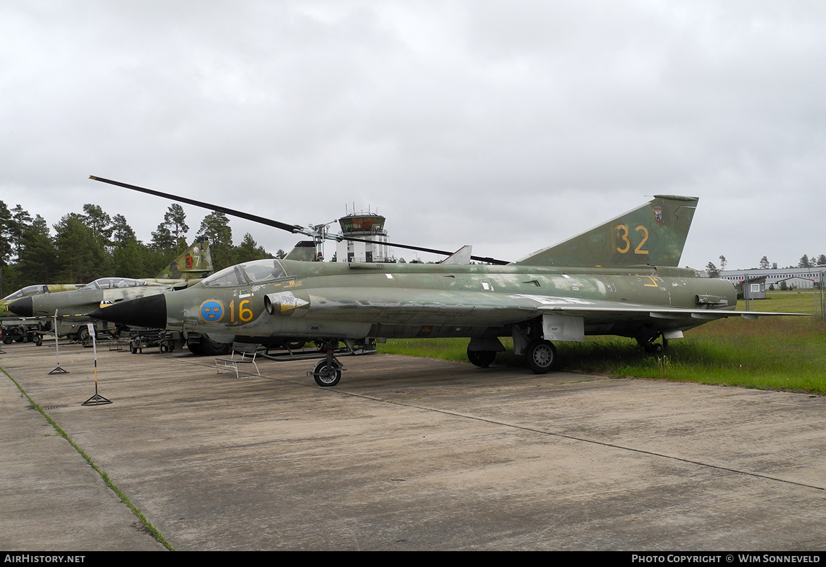 Aircraft Photo of 35496 | Saab J35F Draken | Sweden - Air Force | AirHistory.net #817508
