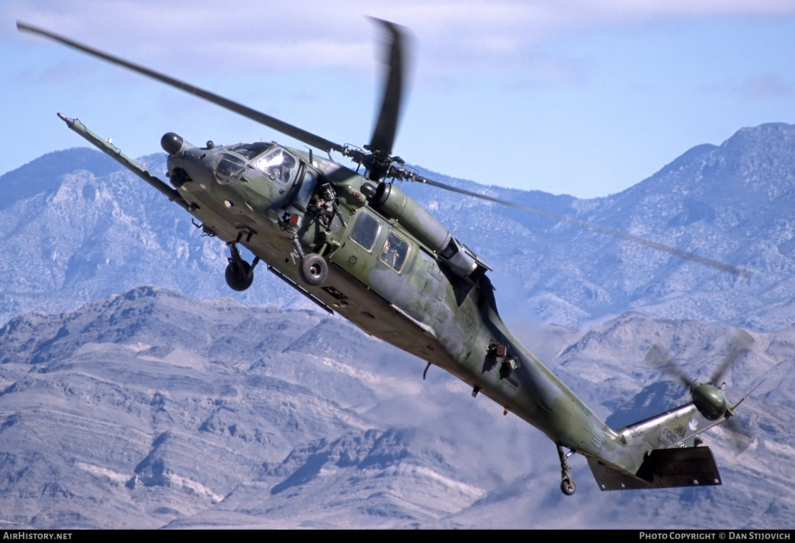 Aircraft Photo of 87-26010 / AF87-010 | Sikorsky HH-60G Pave Hawk (S-70A) | USA - Air Force | AirHistory.net #817568