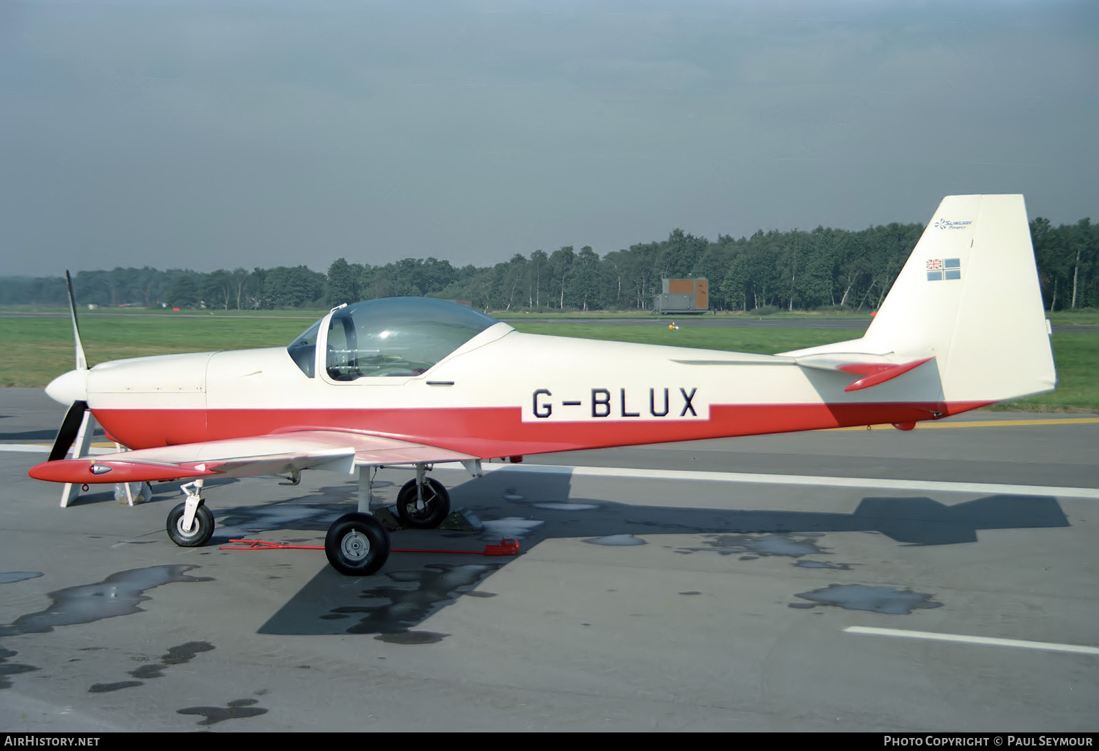 Aircraft Photo of G-BLUX | Slingsby T-67M-200 Firefly | AirHistory.net #817616