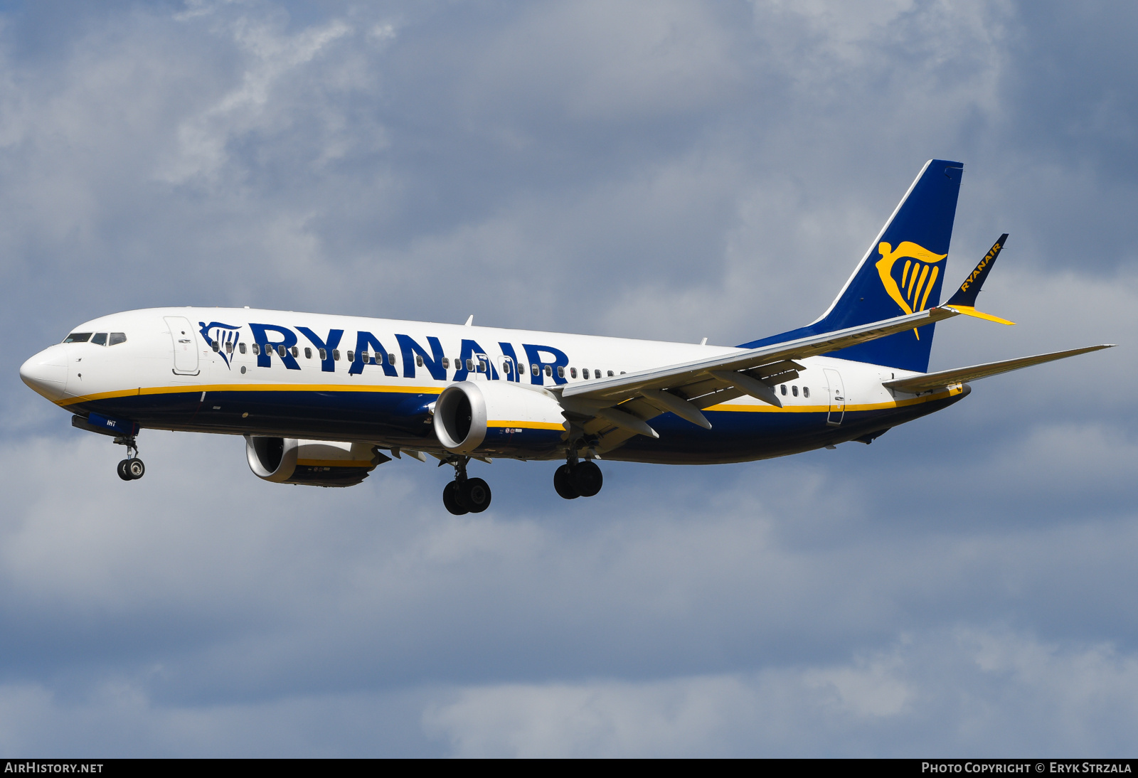 Aircraft Photo of EI-IHT | Boeing 737-8200 Max 200 | Ryanair | AirHistory.net #817660