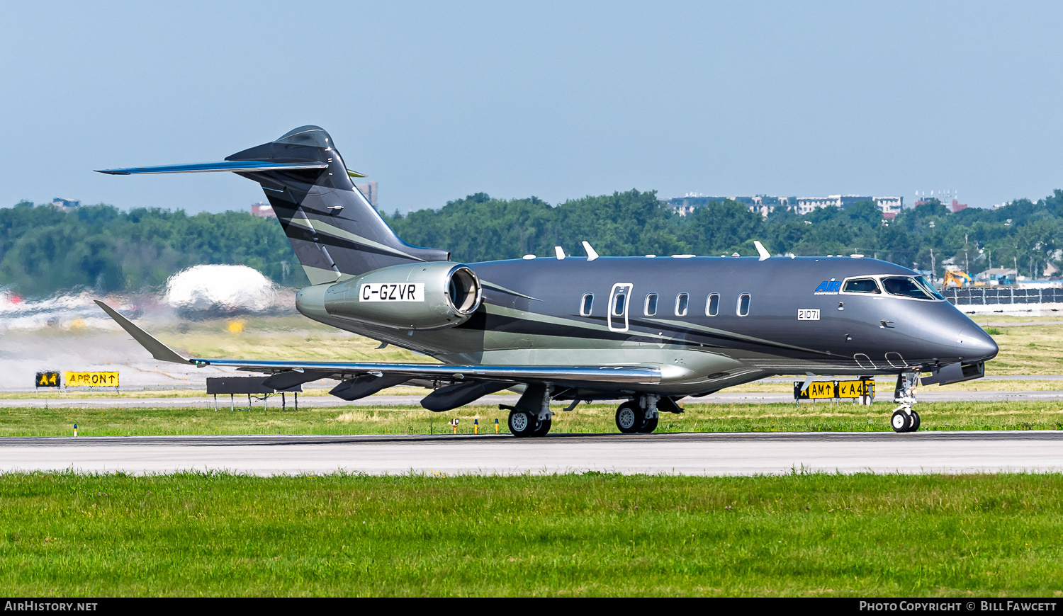 Aircraft Photo of C-GZVR | Bombardier Challenger 3500 (BD-100-1A10) | Air Corporate | AirHistory.net #817828