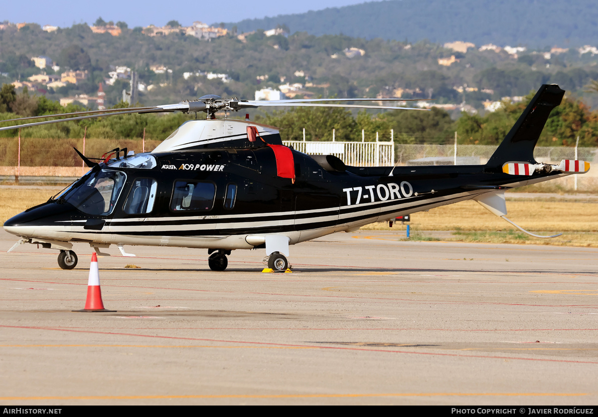 Aircraft Photo of T7-TORO | Agusta A-109E Power | AirHistory.net #817829