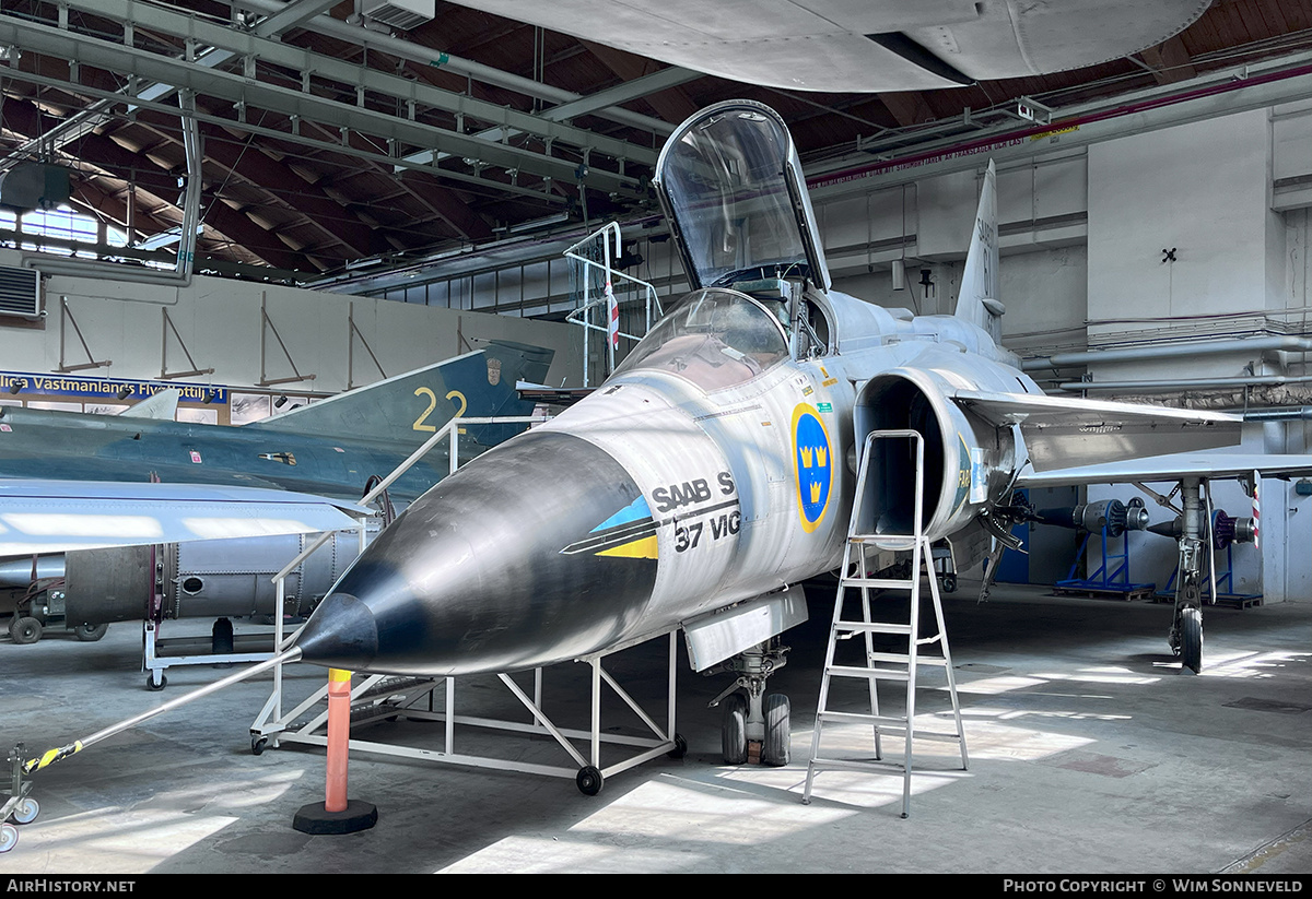 Aircraft Photo of 37-61 | Saab 37 Viggen | Sweden - Air Force | AirHistory.net #817857