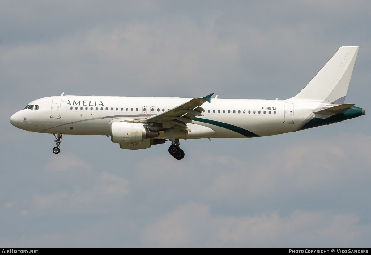 Aircraft Photo of F-HBNA | Airbus A320-214 | Amelia | AirHistory.net #817946