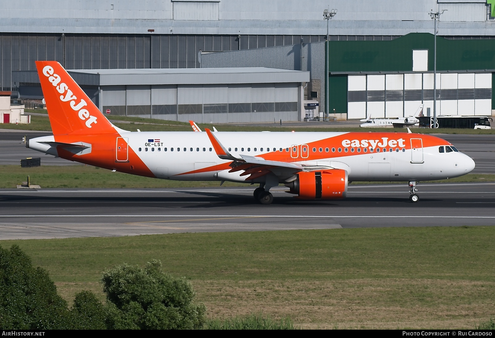 Aircraft Photo of OE-LST | Airbus A320-251N | EasyJet | AirHistory.net #817960