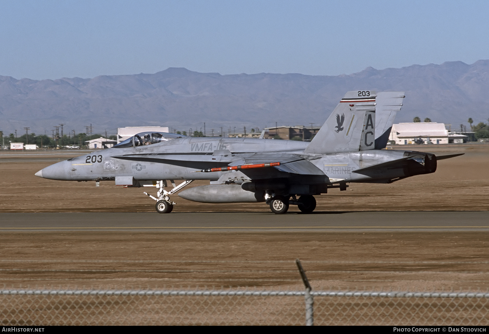 Aircraft Photo of 163174 | McDonnell Douglas F/A-18A Hornet | USA - Marines | AirHistory.net #818019