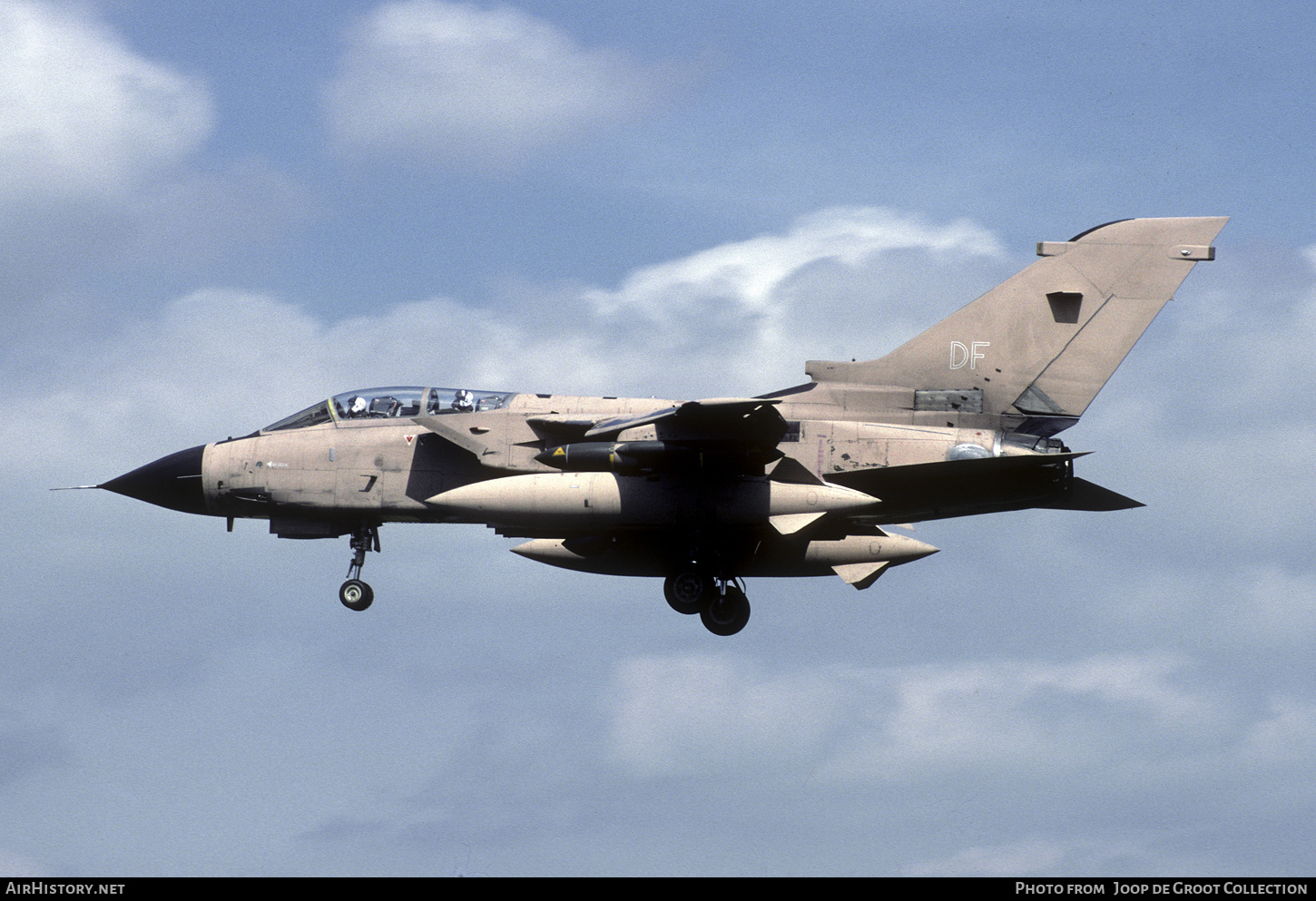 Aircraft Photo of ZD811 | Panavia Tornado GR1 | UK - Air Force | AirHistory.net #818043