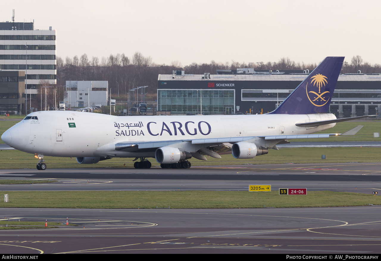 Aircraft Photo of 9H-AKJ | Boeing 747-412 | Saudi Arabian Airlines Cargo | AirHistory.net #818053