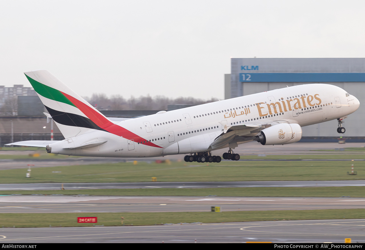 Aircraft Photo of A6-EOO | Airbus A380-861 | Emirates | AirHistory.net #818063