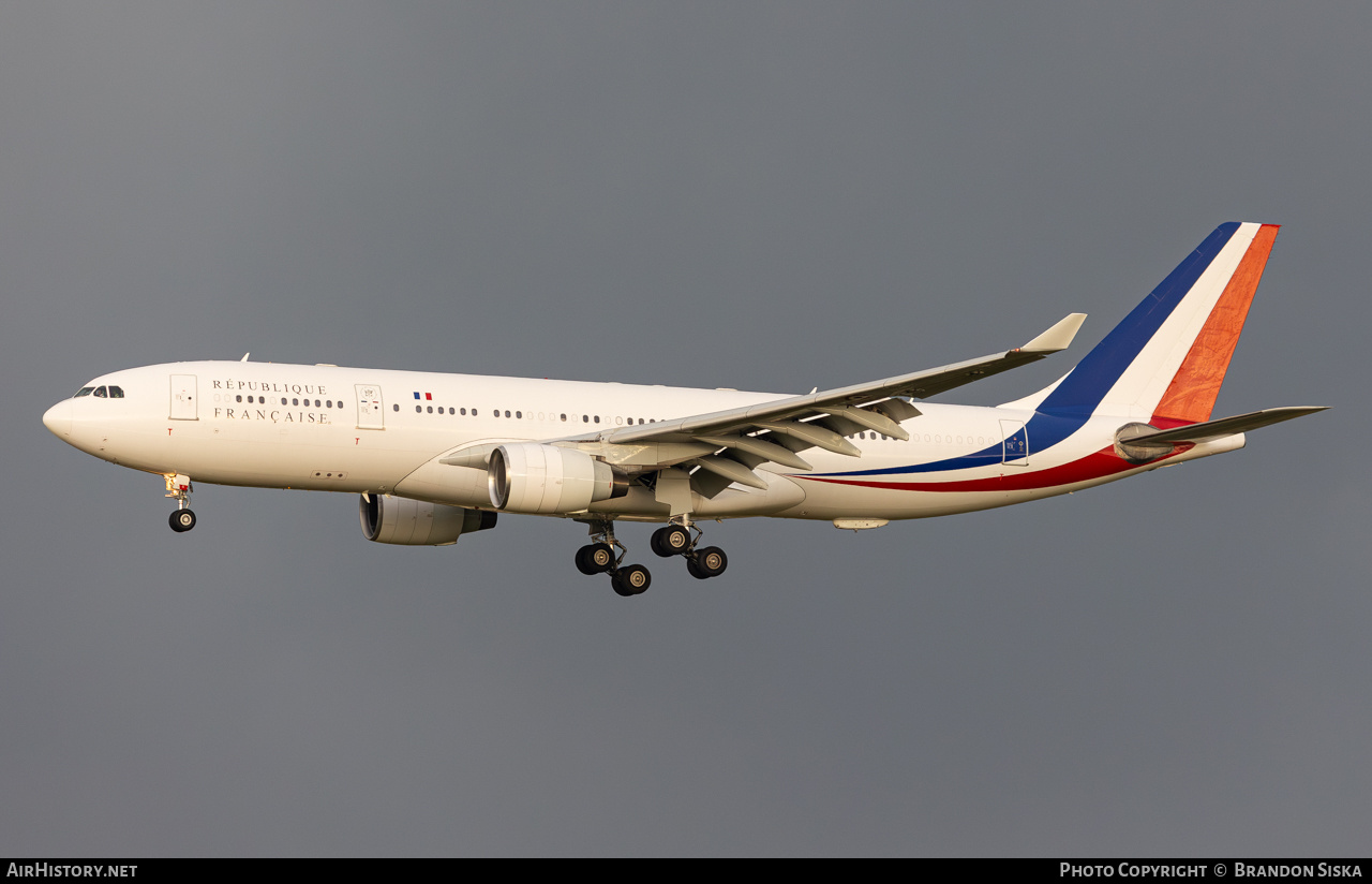 Aircraft Photo of 240 | Airbus A330-223 | France - Air Force | AirHistory.net #818134