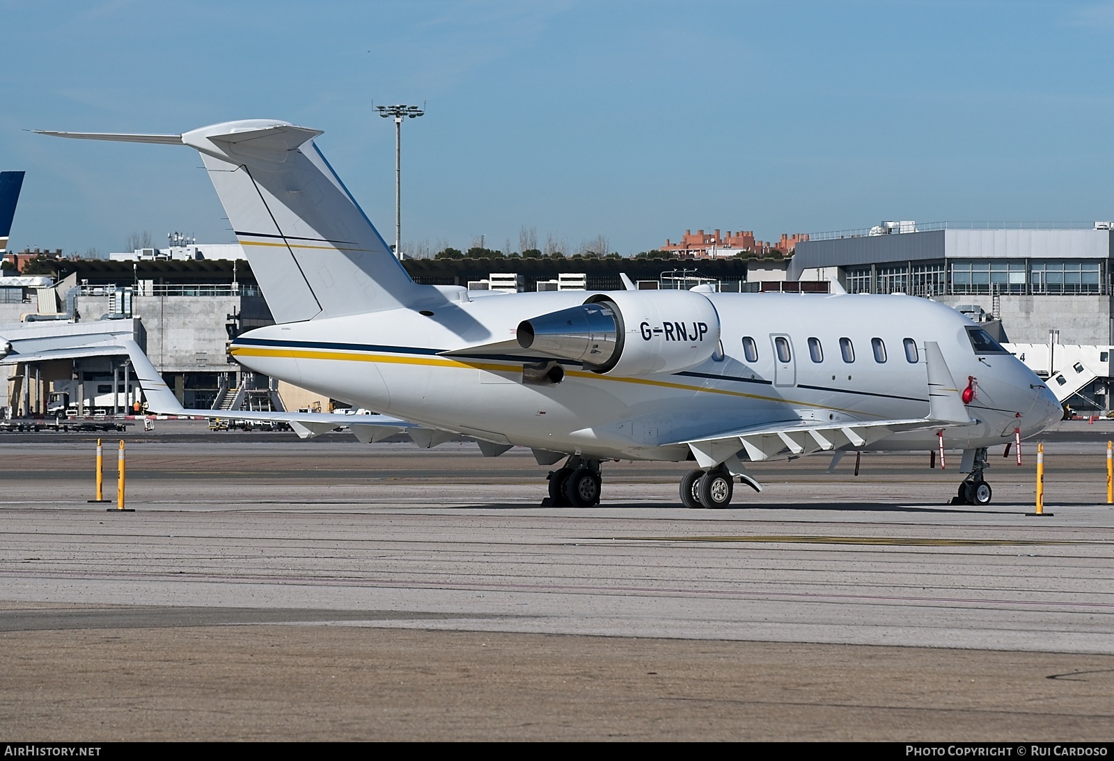 Aircraft Photo of G-RNJP | Bombardier Challenger 605 (CL-600-2B16) | AirHistory.net #818142