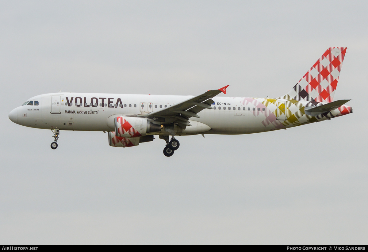 Aircraft Photo of EC-NTM | Airbus A320-216 | Volotea | AirHistory.net #818161