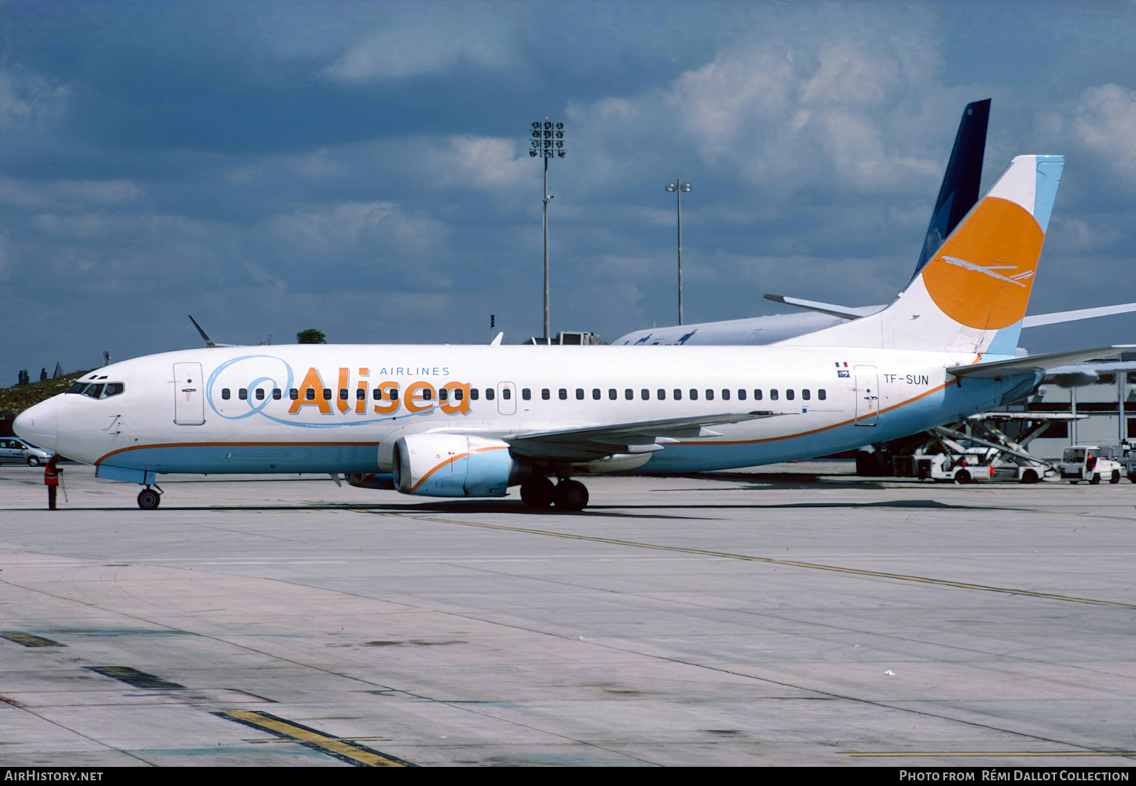 Aircraft Photo of TF-SUN | Boeing 737-3Q8 | Alisea Airlines | AirHistory.net #818182