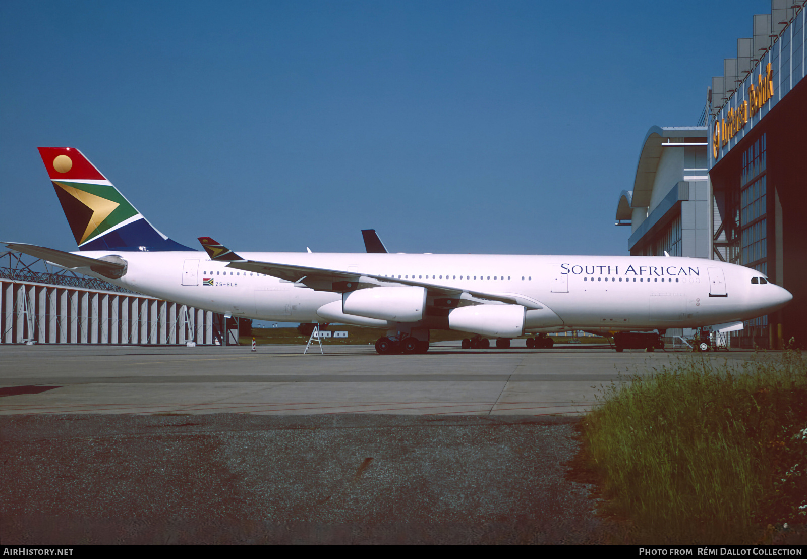 Aircraft Photo of ZS-SLB | Airbus A340-211 | South African Airways | AirHistory.net #818196