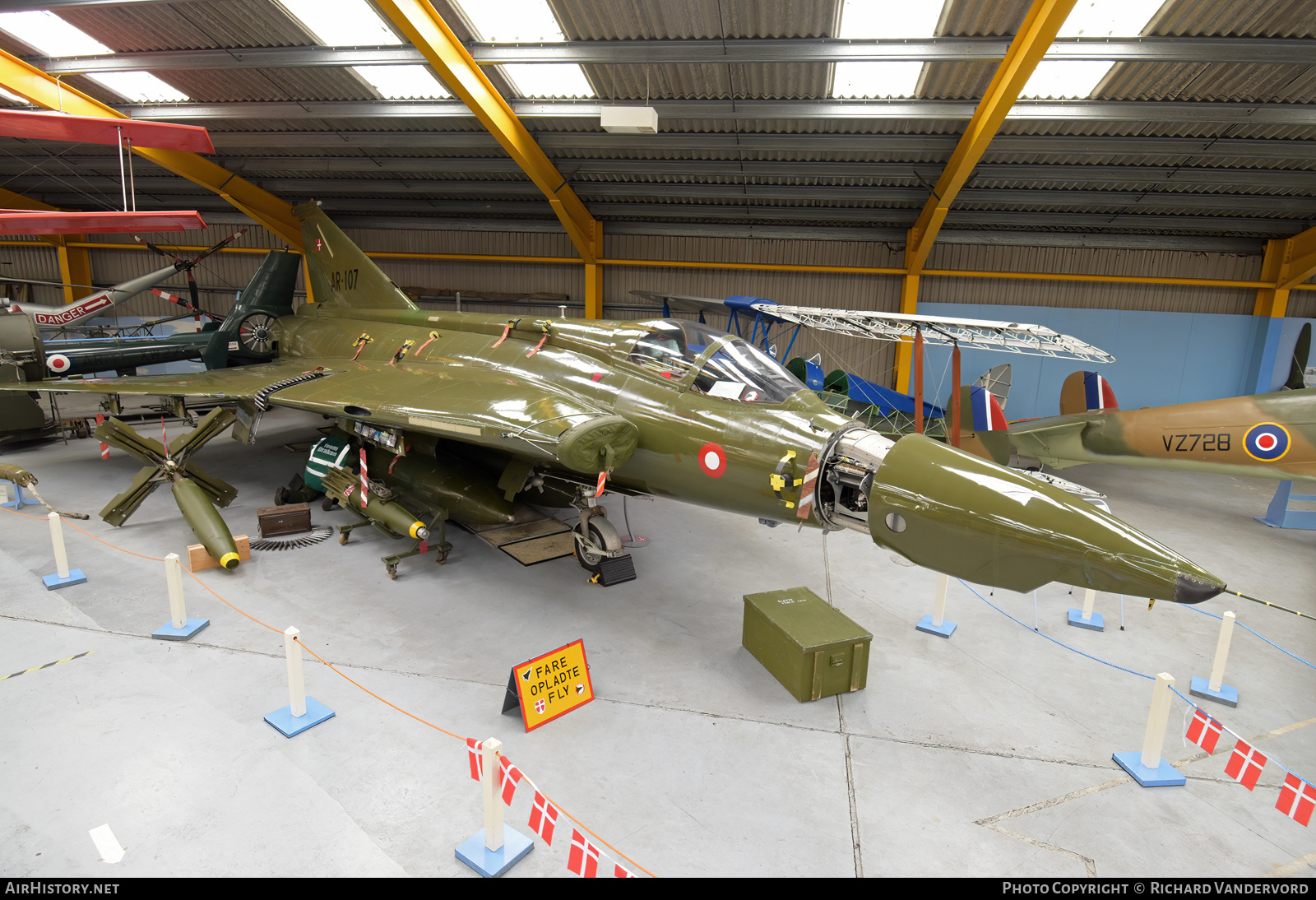 Aircraft Photo of AR-107 | Saab RF-35 Draken | Denmark - Air Force | AirHistory.net #818230