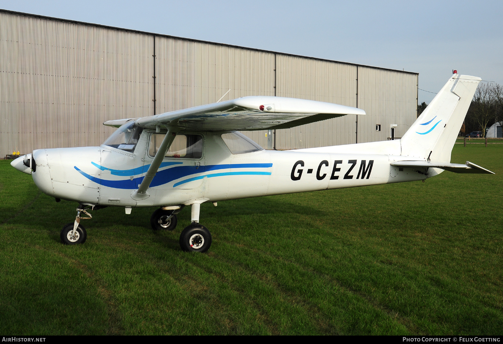 Aircraft Photo of G-CEZM | Cessna 152 | AirHistory.net #818233