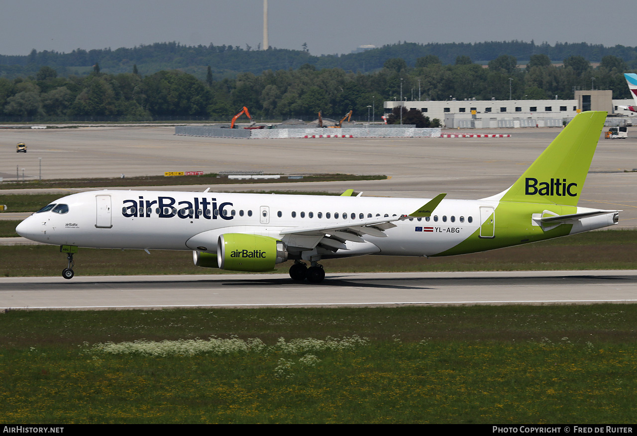 Aircraft Photo of YL-ABG | Airbus A220-371 (BD-500-1A11) | AirBaltic | AirHistory.net #818249