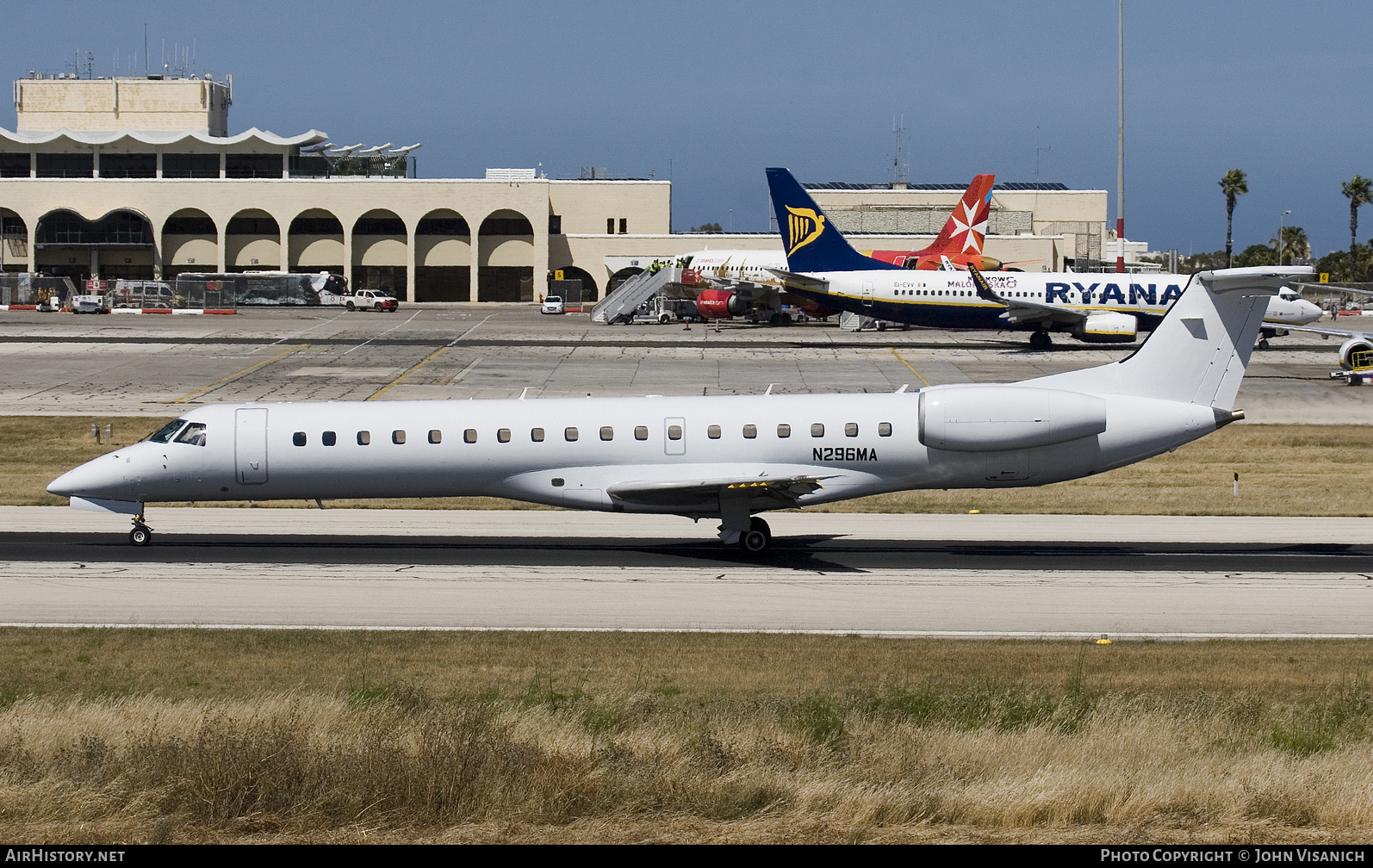 Aircraft Photo of N296MA | Embraer ERJ-145LU (EMB-145LU) | AirHistory.net #818330