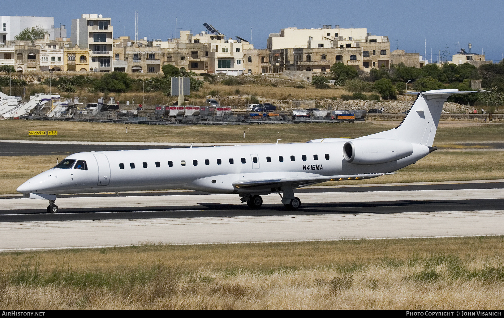 Aircraft Photo of N416MA | Embraer ERJ-145LR (EMB-145LR) | AirHistory.net #818343