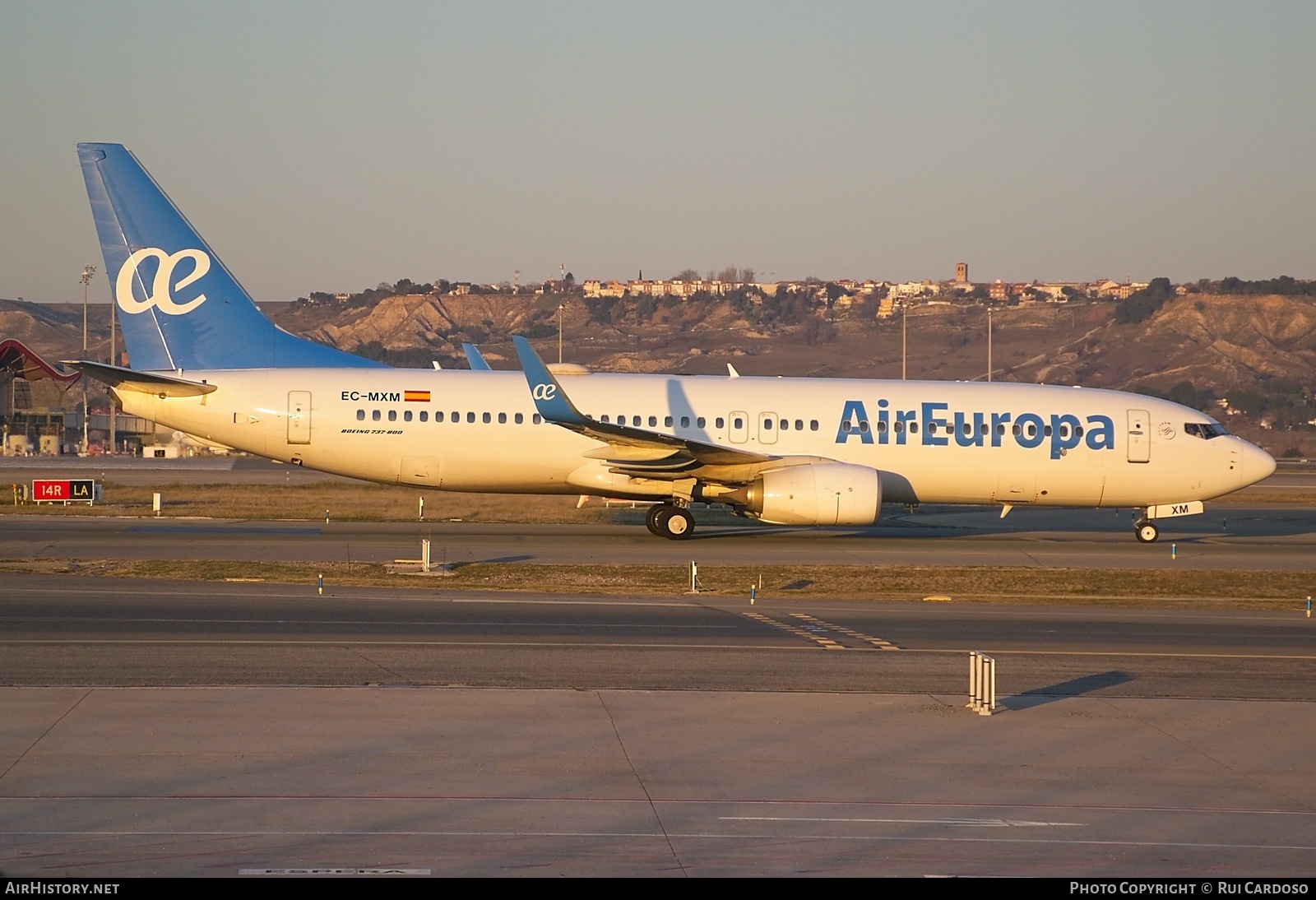 Aircraft Photo of EC-MXM | Boeing 737-800 | Air Europa | AirHistory.net #818413