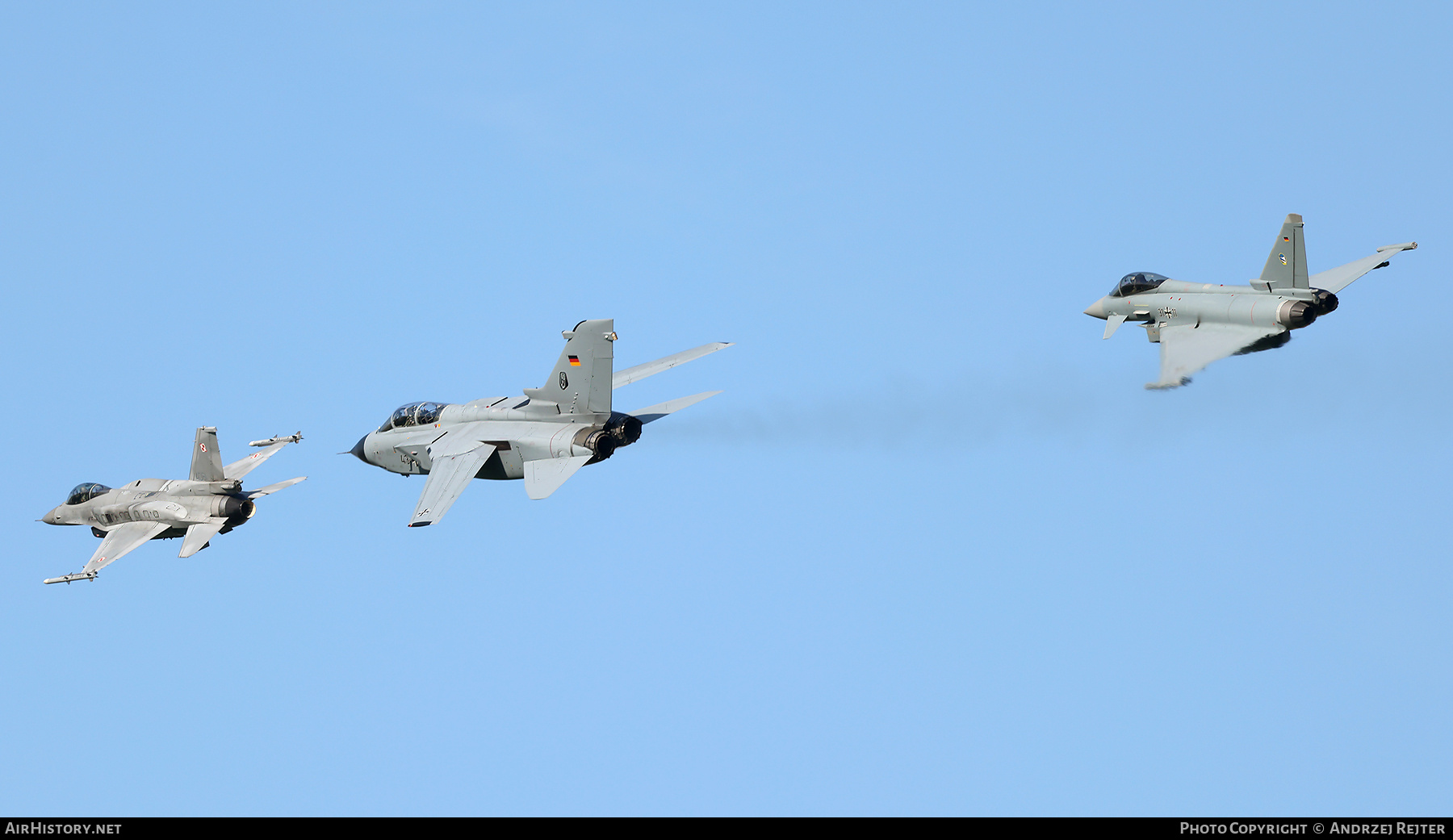 Aircraft Photo of 4061 | Lockheed Martin F-16CJ Fighting Falcon | Poland - Air Force | AirHistory.net #818467