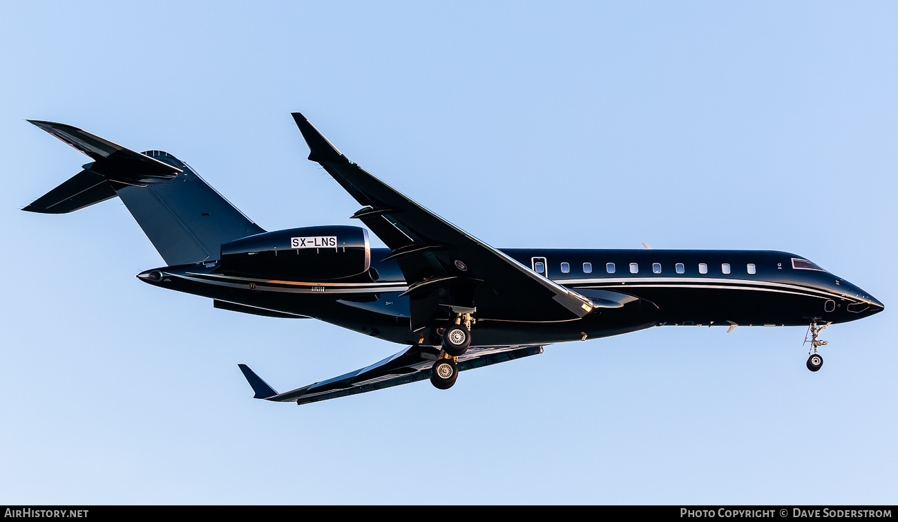 Aircraft Photo of SX-LNS | Bombardier Global Express XRS (BD-700-1A10) | AirHistory.net #818490