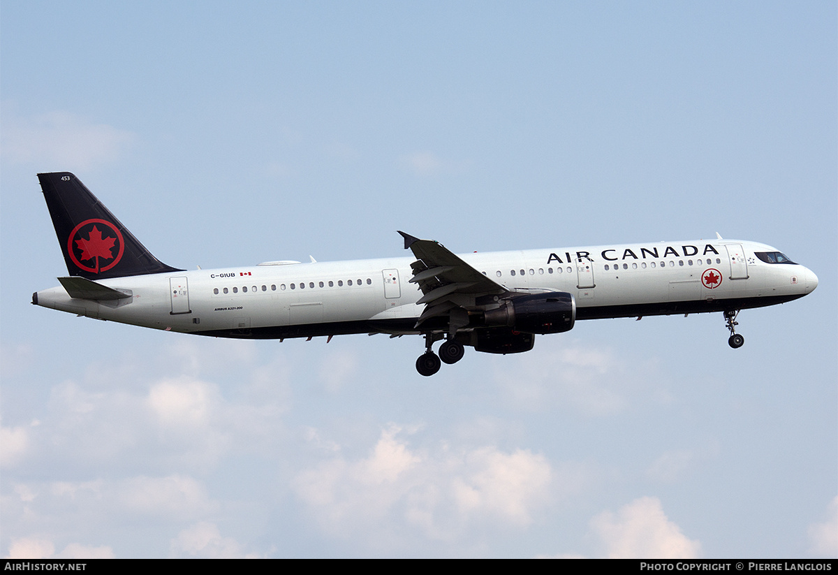 Aircraft Photo of C-GIUB | Airbus A321-211 | Air Canada | AirHistory.net #818551