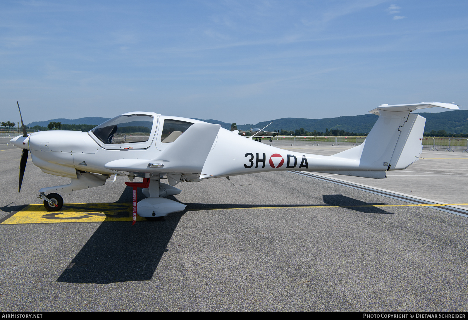 Aircraft Photo of 3H-DA | Diamond DA40 NG Diamond Star | Austria - Air Force | AirHistory.net #818600