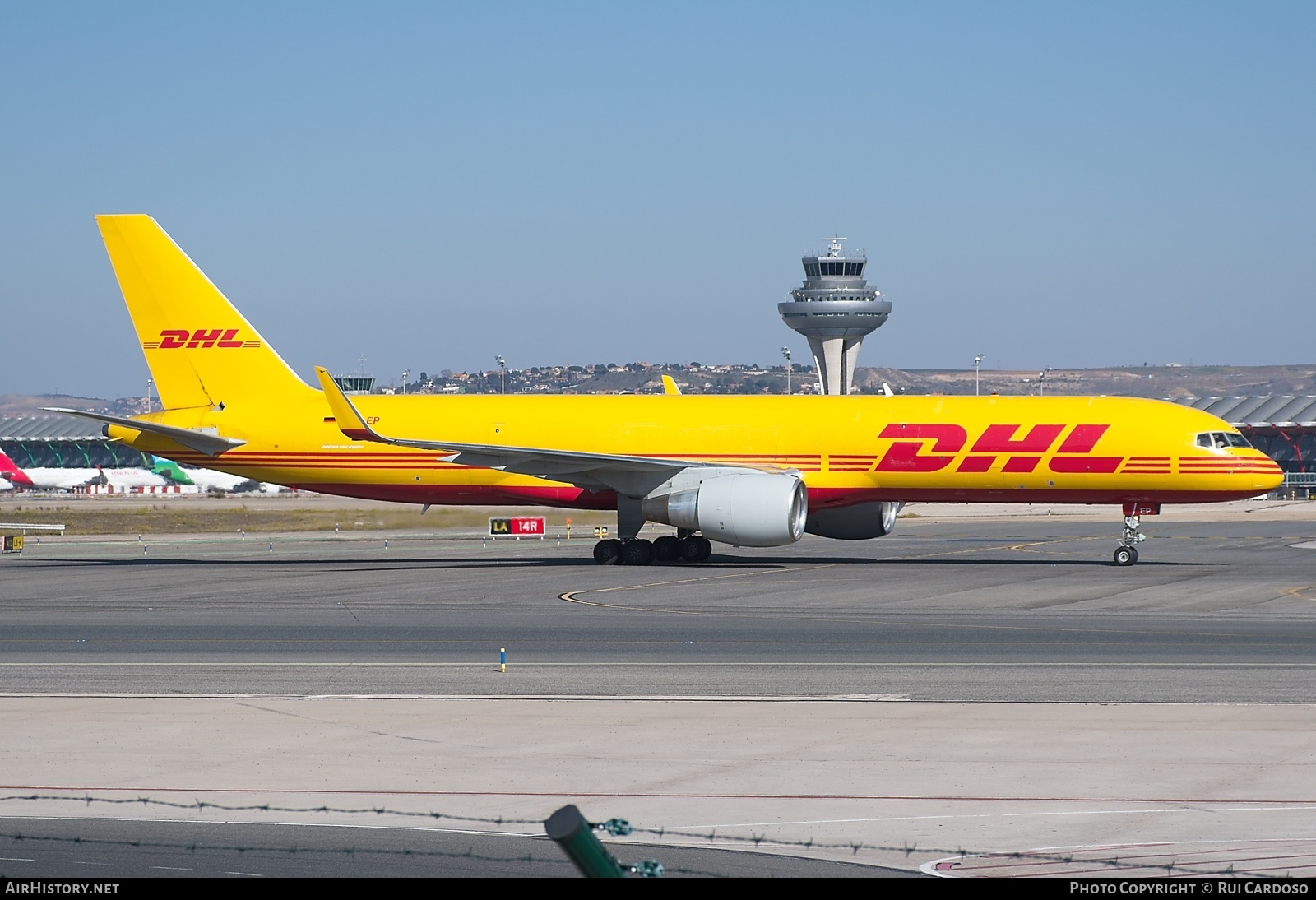 Aircraft Photo of D-ALEP | Boeing 757-2Q8(PCF) | DHL International | AirHistory.net #818724