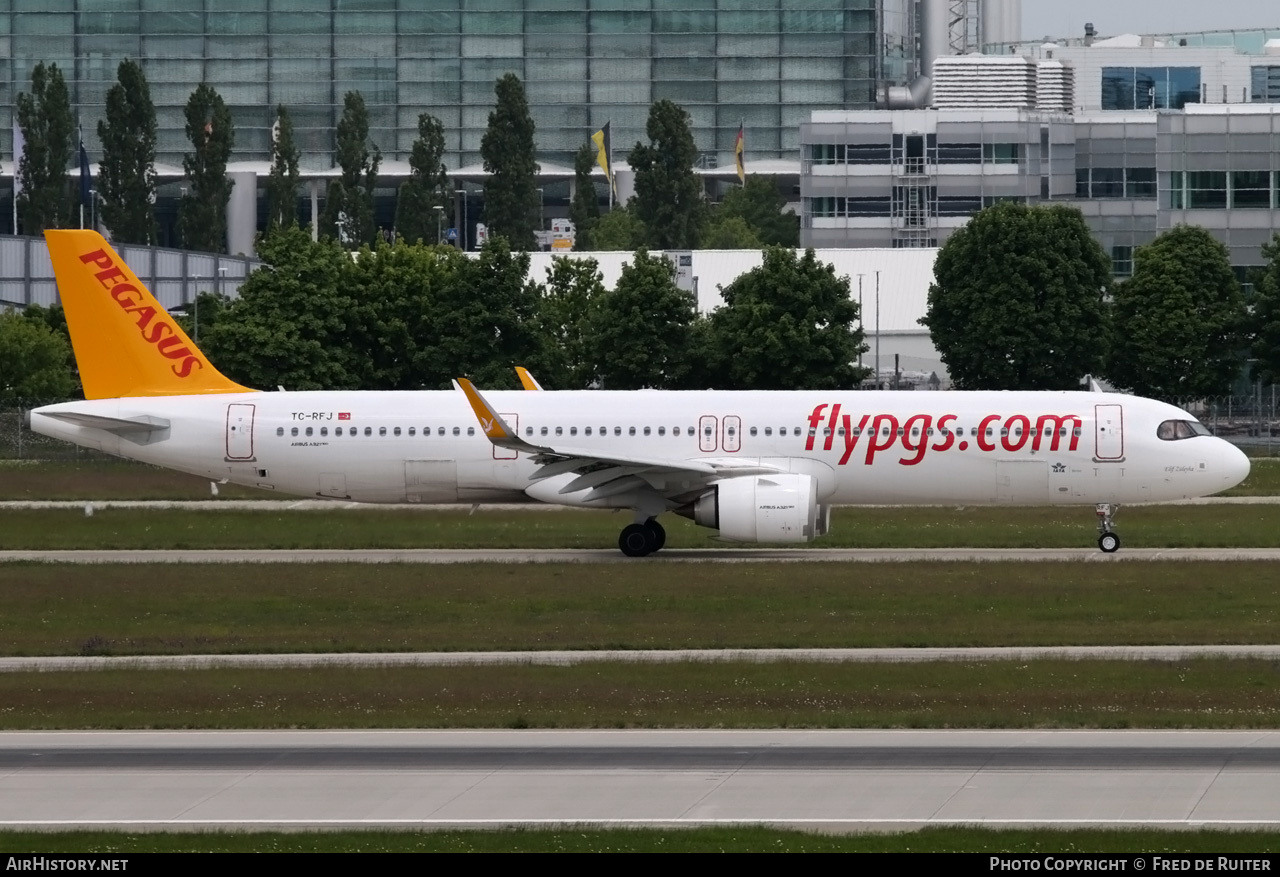 Aircraft Photo of TC-RFJ | Airbus A321-251NX | Pegasus Airlines | AirHistory.net #818775