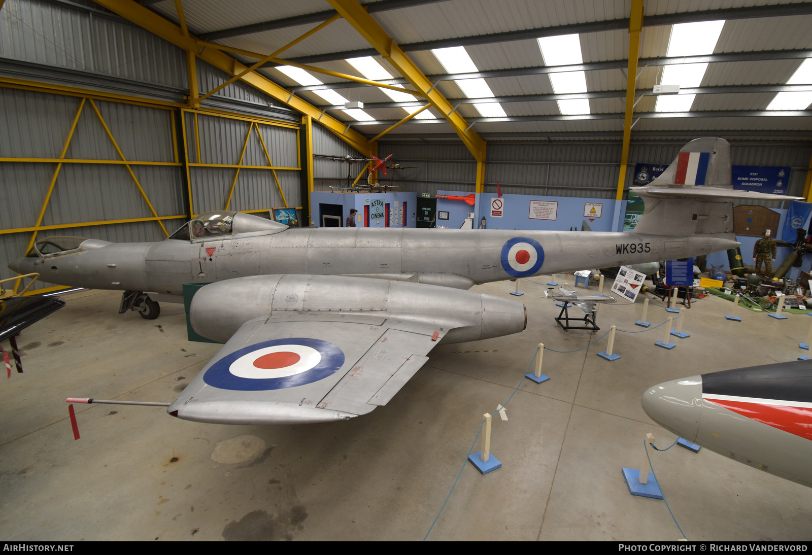 Aircraft Photo of WK935 | Gloster Meteor F8 (Mod) | UK - Air Force | AirHistory.net #818812
