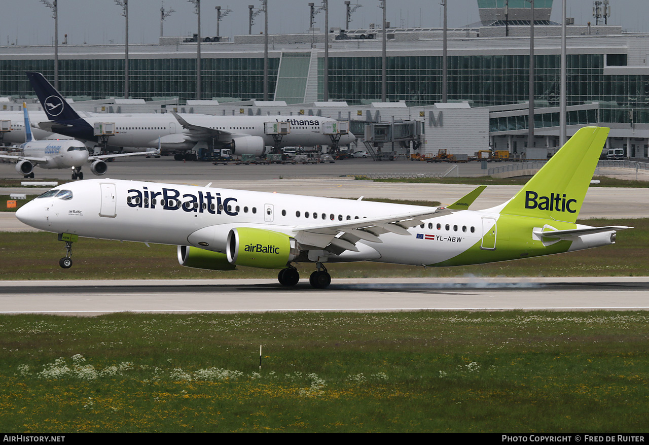 Aircraft Photo of YL-ABW | Airbus A220-371 (BD-500-1A11) | AirBaltic | AirHistory.net #818862