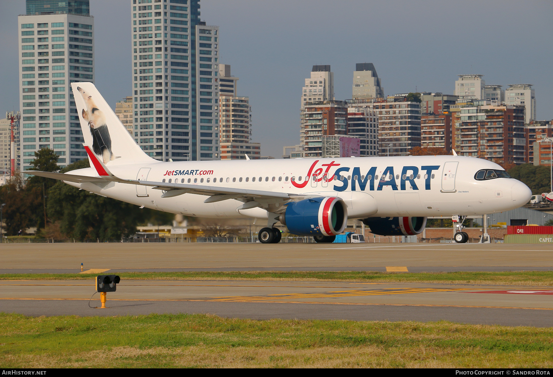 Aircraft Photo of CC-DIT | Airbus A320-271N | JetSmart | AirHistory.net #819060