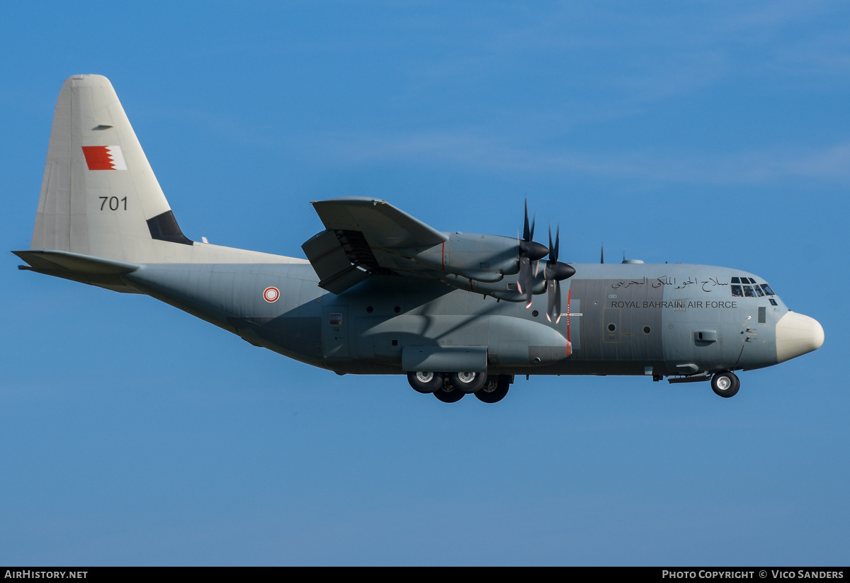 Aircraft Photo of 701 | Lockheed Martin C-130J Hercules | Bahrain - Air Force | AirHistory.net #819106