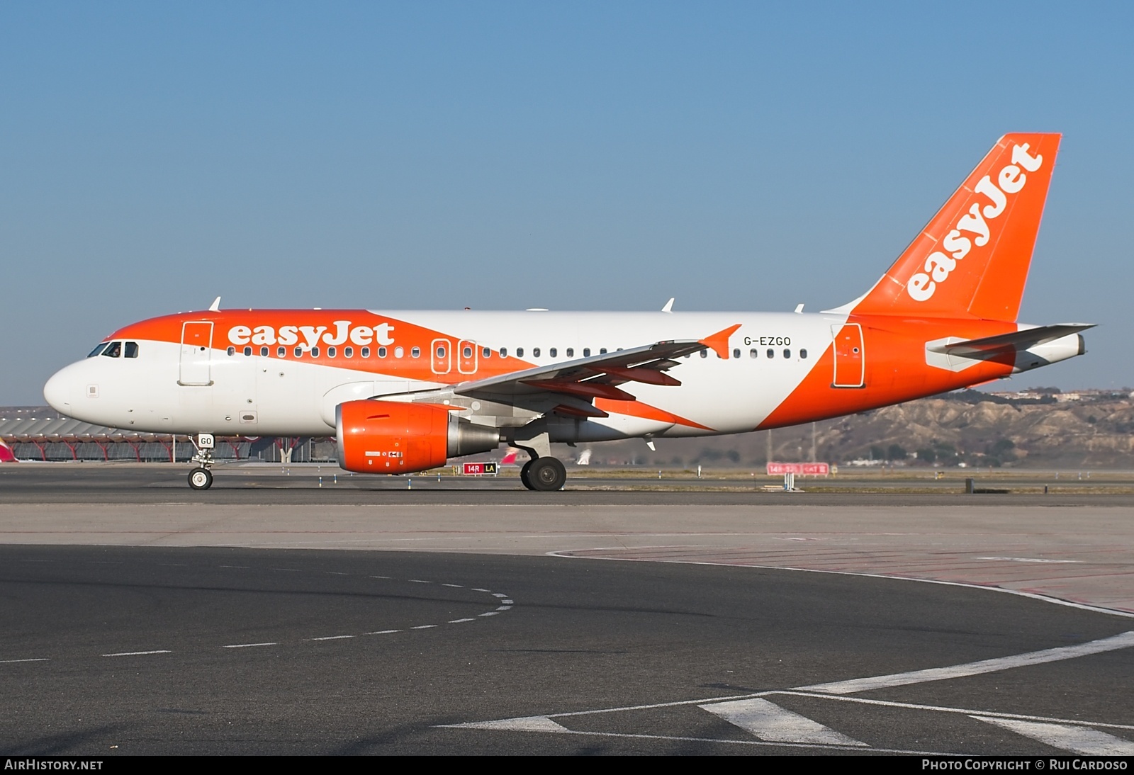 Aircraft Photo of G-EZGO | Airbus A319-111 | EasyJet | AirHistory.net #819158