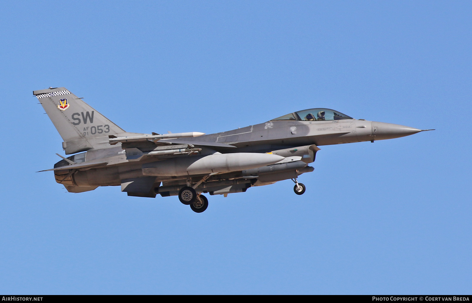 Aircraft Photo of 01-7053 / AF01-053 | Lockheed Martin F-16CJ Fighting Falcon | USA - Air Force | AirHistory.net #819196