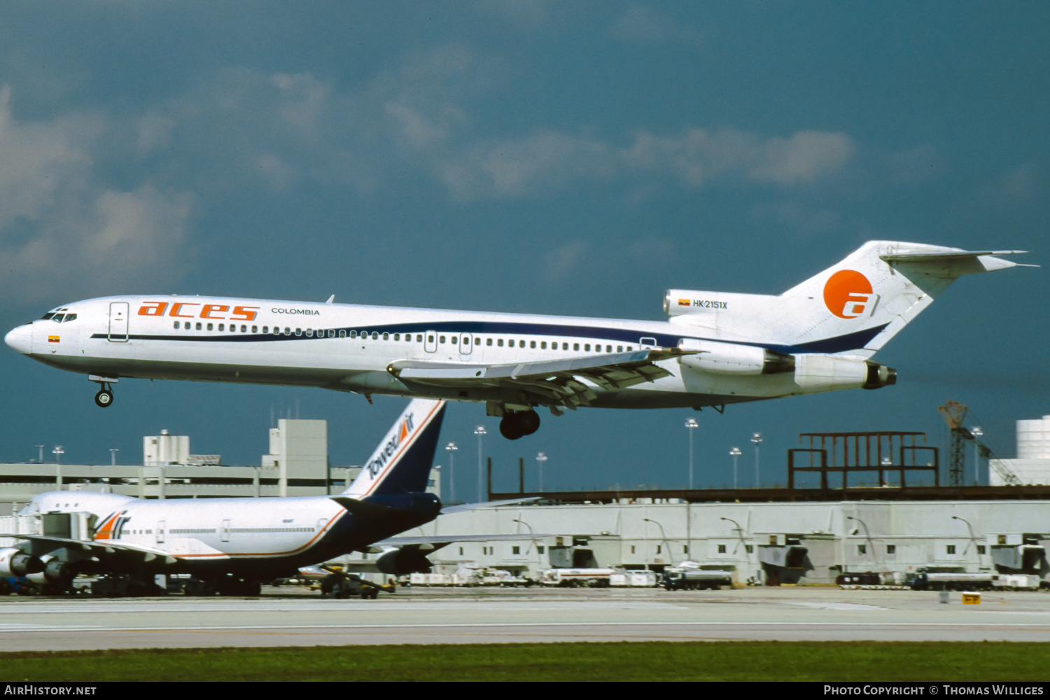 Aircraft Photo of HK-2151X | Boeing 727-2A1/Adv | ACES - Aerolíneas Centrales de Colombia | AirHistory.net #819211