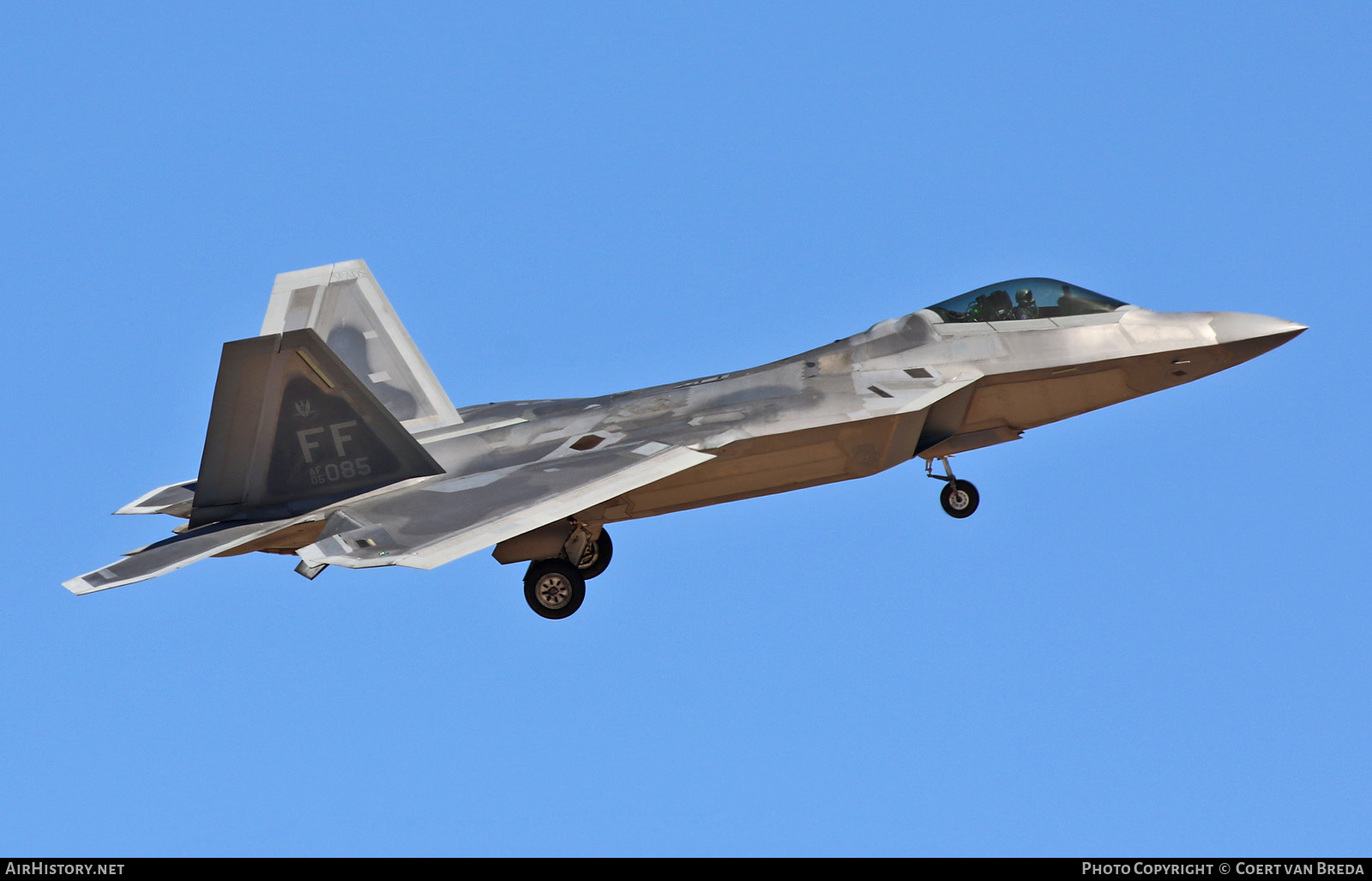 Aircraft Photo of 05-4085 / AF05-085 | Lockheed Martin F-22A Raptor | USA - Air Force | AirHistory.net #819217