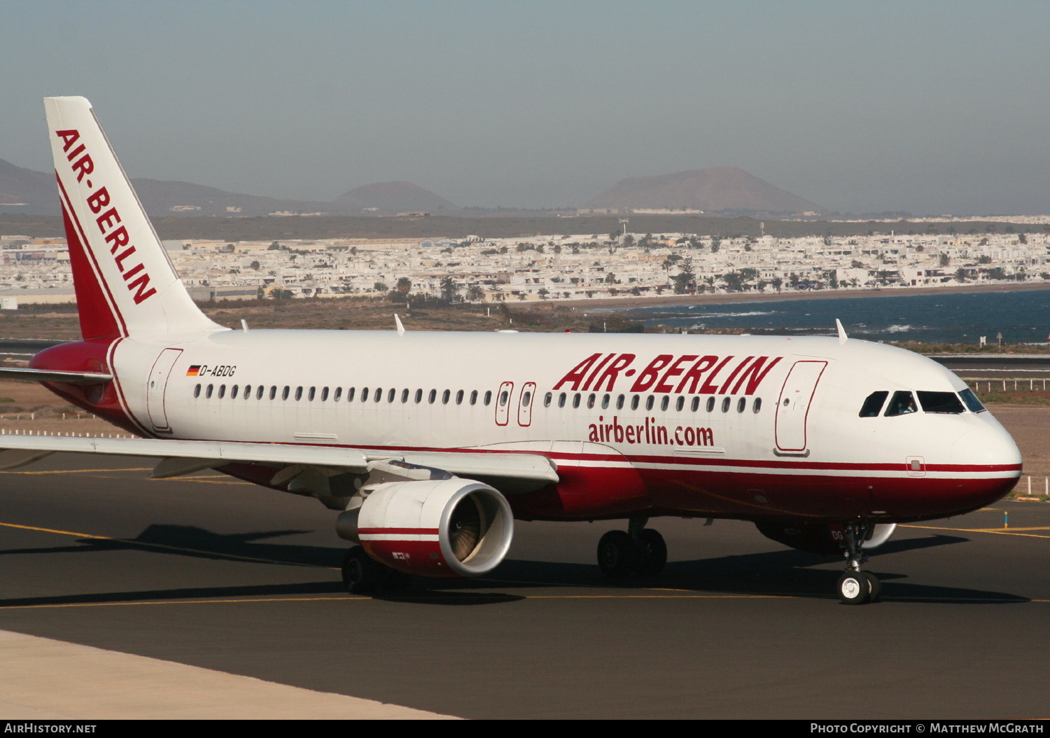 Aircraft Photo of D-ABDG | Airbus A320-214 | Air Berlin | AirHistory.net #819218